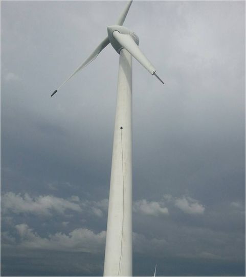 Wind turbine inspection